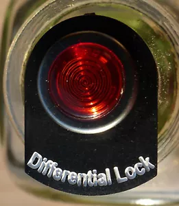 Land Rover Series 2 2a 3 LED Illuminated Differential Lock Warning Tag Light - Picture 1 of 2