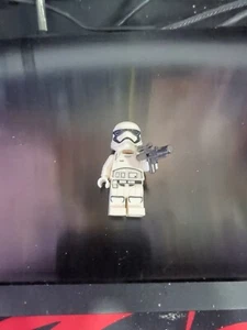 Lego Star Wars Minifigure sw0667 First Order Stormtrooper - Bild 1 von 3