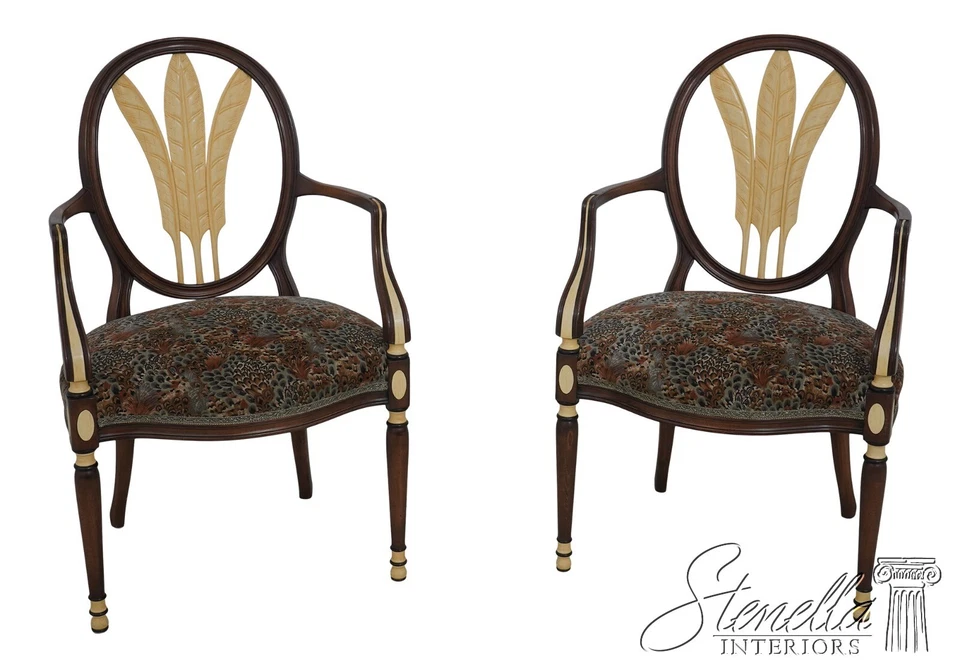 64917EC: Par de sillones abiertos traseros tallados en plumas franceses vintage Foto 1 de 4