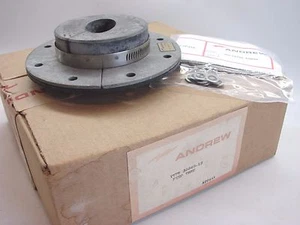 Andrew 35849-12 Kit alimentazione parete/tetto per guida d'onda e cavo HELIAX® EW64 b289 - Foto 1 di 7