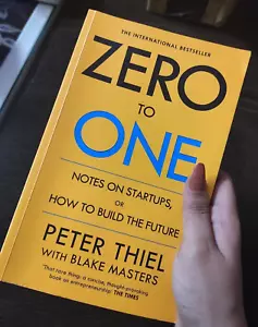 Zero to One: Notes on startups, or how to build the future Paperback New Book - Imagen 1 de 3