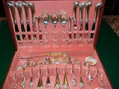 Williamsburg Shell Sterling Silverware - 66 Pieces and Silverware Chest - Image 1 of 4