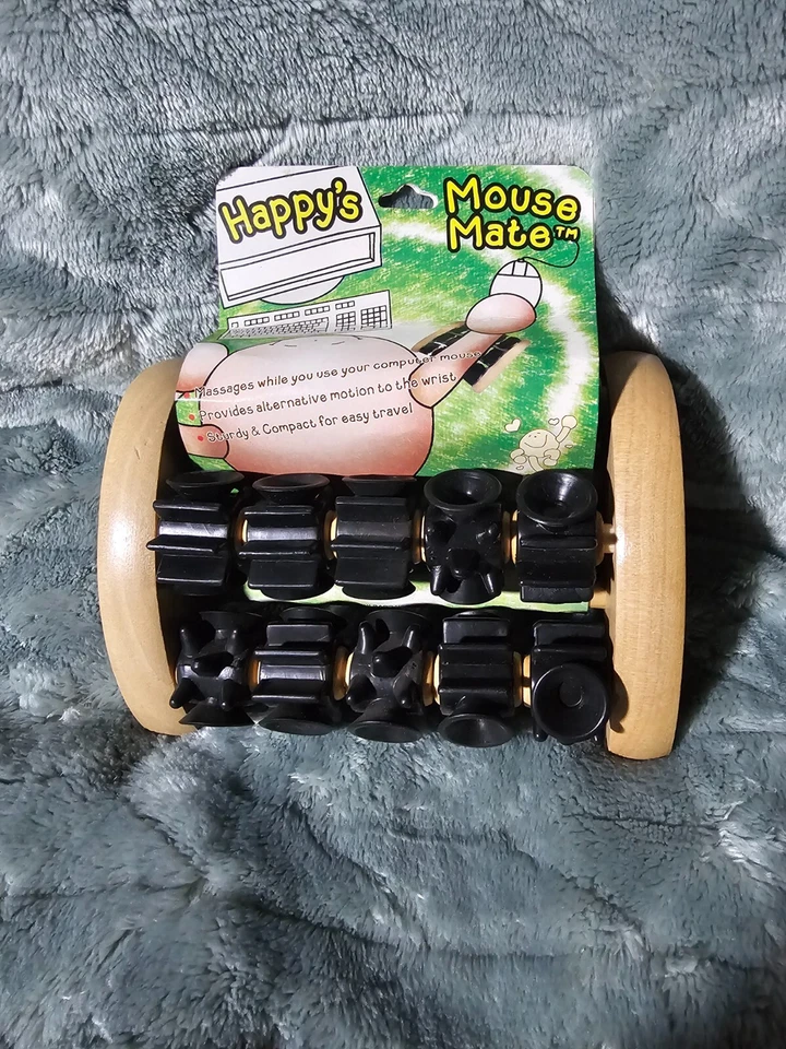 NEW Happy's Company USA Mouse Mate Massages Your Wrist While You Work Massager - Image 1 of 4