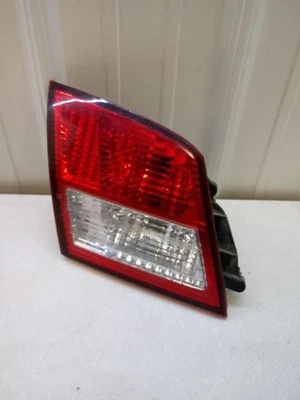 2002-2004 INFINITI I35 ВОДИТЕЛЬ ЛЕВЫЙ ВНУТРЕННИЙ ЗАДНИЙ ФОНАРЬ OEM Б/У ПРОТЕСТИРОВАН  - Изображение 1 из 4