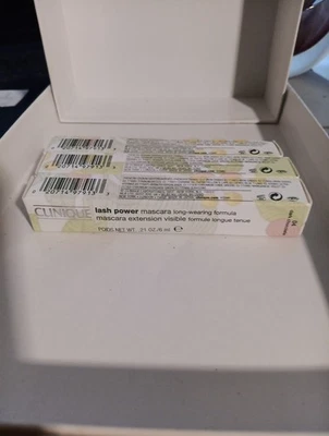 Clinique Lash Power Mascara Long-Wearing  04 DARK CHOCOLATE - Full Size Nib - Image 1 of 3