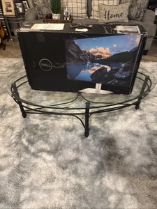 Dell UltraSharp U2724D 27 Inch QHD 2560 x 1440 LED Platinum Silver Monitor - Picture 1 of 7