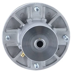 New Spindle Assembly Fits John Deere GT242-38 240-38 By 285-231 AM108925 - Picture 1 of 3