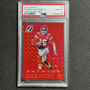 2023 Panini Zenith Patrick Mahomes Red 1994 Pacific #18 PSA 10 GEM MINT Chiefs - Foto 1 di 2