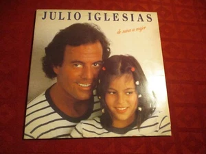LP JULIO IGLESIAS De Nina a Mujer STEREO CBS 85063 HOL 1981 - Picture 1 of 1
