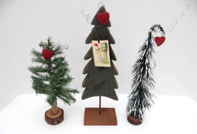 Mixed Lot of 3 Green Trees Red Hearts Valentine Rustic Country Farmhouse - Image 1 of 4