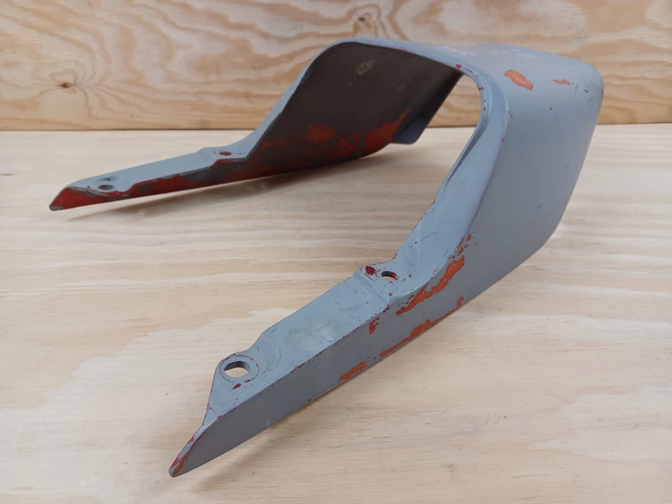 (d) Cubierta del panel del carenado trasero trasero de motocicleta Yamaha XJ550 Seca 1981-1983 Foto 1 de 4