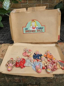 Antico set bambole in celluloide "My Lovely Dressed Doll" originale da esposizione negozio - Foto 1 di 9