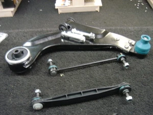 RACCORDI BRACCIO OSCILLANTE INFERIORE JAGUAR X TIPO 1 ANTIROLLIO BARRA LINK RH - Foto 1 di 1