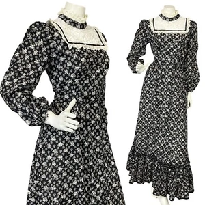 VTG 70S BLACK WHITE LACE DAINTY FLORAL EDWARDIAN PRAIRIE COTTAGE DRESS S 8 10 - Picture 1 of 8