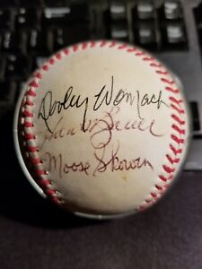 Hank Bauer Lou Brissie Billy Johnson Moose Skowron Signed AL Baseball Yankees