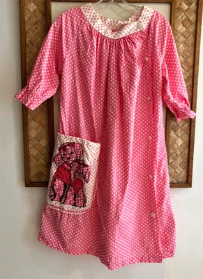 Vtg 1950s 60s POODLE Novelty Print PINK POLKA DOT House Day Dress Cotton sz M - Image 1 of 4