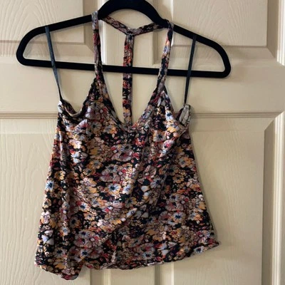 Camiseta sin mangas negra pequeña ECOTE URBAN Outfitters floral corta con espalda de afeitar para mujer Foto 1 de 4