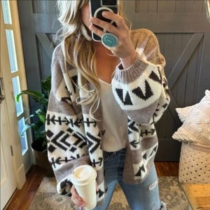 XL New Geometric Print Native Knit Soft Oversized Cardigan Sweater Womens XLARGE - Picture 1 of 10