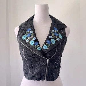 Black Lace Floral Embroidered Full Zip Collared Cropped Vest - Picture 1 of 6
