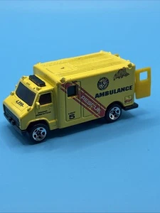 Vintage 1988 Hot Wheels Emergency Vehicle Yellow Ambulance Mattel Rescue Vehicle - Picture 1 of 8