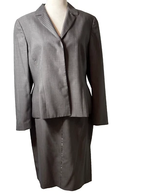 NWT Anne Klein Gray Stripe 2 Piece Skirt Suit Long Sleeve 100% Wool Size 12 - Image 1 of 4