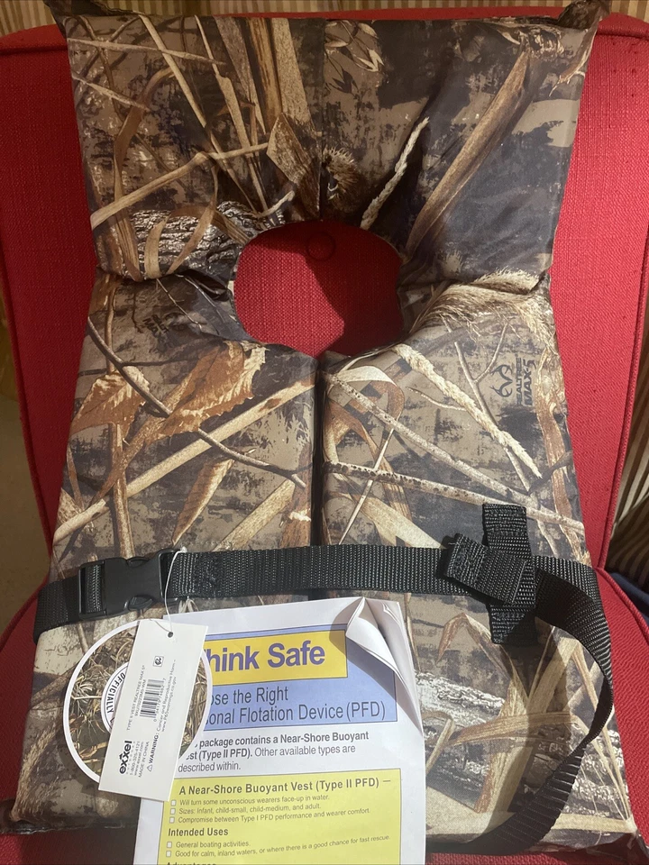 Fishing boating Realtree Max 5 Camo PFD Life Jacket Type II Exxel Outdoors (4) - Image 1 of 4