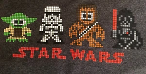 CAMISETA DE 8 BITS ESTILO PERSONAJES PIXELADA TALLA L CHEWBACCA YODA DARTH - Imagen 1 de 3