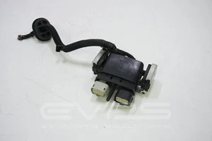 Enchufe de señal de soporte rápido de alto voltaje Tesla Modelo S 2012-2016 OEM 1003311-00-B - Imagen 1 de 5