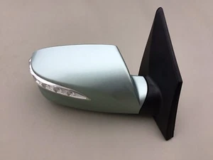 2010-2015 Hyundai Tucson Right Passenger Door Mirror Kiwi Green SCM OEM - Picture 1 of 12