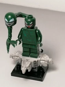 Venom minifigure From Marvel Comics  - Picture 1 of 2