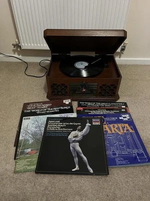 Zennox D3939 Retro Music Centre Turntable CD Radio Cassette – Working – 7 Vinyls - Image 1 of 4