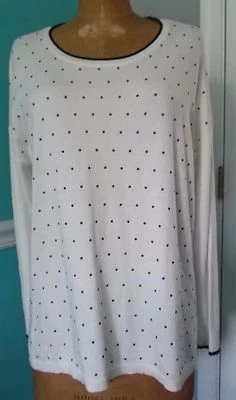 SUÉTER ELLE BLANCO MANGA LARGA - LUNARES NEGROS - MEDIANO - NUEVO CON ETIQUETAS Foto 1 de 4