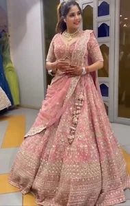 Bollywood Indian designer lehenga choli ethnic wedding Pakistani lehenga choli - Picture 1 of 5