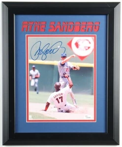 Ryne Sandberg Signed Chicago Cubs 13" x 17" Framed Photo (JSA COA) 1984 N.L. MVP - Picture 1 of 3