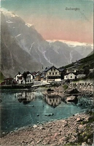 NORWAY - GUDVANGEN - FABULOUS VIEW OF TOWN & MOUNTAINS - OLD POSTCARD - Picture 1 of 2