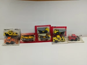 Majorette - Lot of 8 Construction vehicles - Dump Truck Crane, Road Roller & ? - Picture 1 of 9