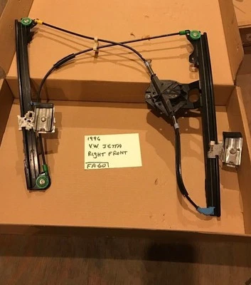 1993-1998 VOLKSWAGEN  JETTA 4 DOOR PASSENGER FRONT MANUAL WINDOW REGULATOR Foto 1 de 2