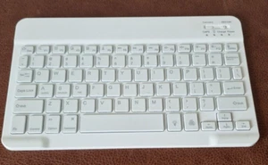 RGB Bluetooth Keyboard - Picture 1 of 6