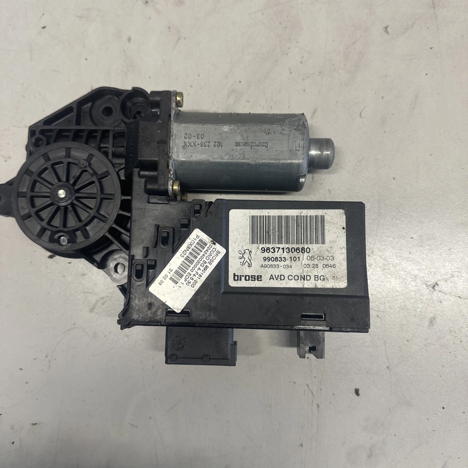 Peugeot 307 2004 conductor puerta delantera derecha ventana motor 9637130680 Foto 1 de 3