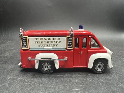 Vintage Matchbox 1994 Springfield Fire Brigade Support Vehicle Red YFE16 - Image 1 of 4