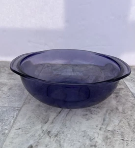Pyrex 024 Purple 2Qt Serving Bowl W/Handles~ USA~Good Replacement Or Addition! - Picture 1 of 9