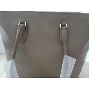 Furla Taupe Leder Beuteltasche Handtasche Designer Reißverschluss Top-Neu mit Etikett - Bild 1 von 13