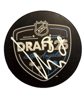 VICTOR EKLUND SIGNED 2025 NHL DRAFT PUCK NEW YORK ISLANDERS AUTOGRAMM - Bild 1 von 1