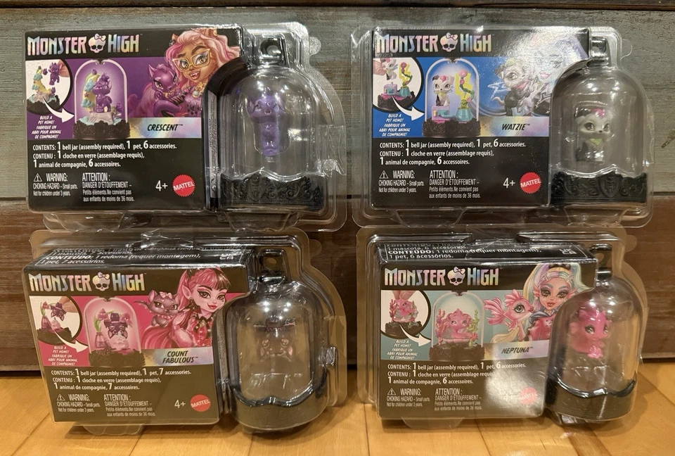 New Monster High Pets Keychain Set of 4 Watzie Crescent Neptuna Count Fabulous - Image 1 of 1