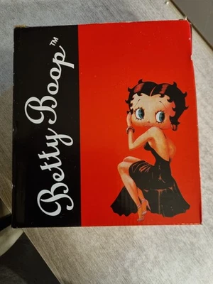 lot 5 réveil betty boop star line  neuf lire description - Photo 1/4