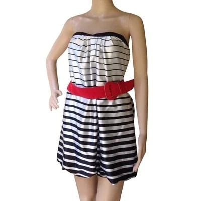 Vestido POETRY Mujer Talla Pequeña Sin Tirantes Rayas Cinturón Ajuste y Acampanado Burbuja Foto 1 de 4