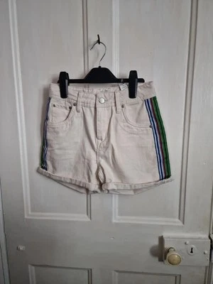 Pepe jeans london 24 inch waist Small Cream denim shorts Worn once - Image 1 of 4
