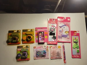 Lot of 10 Barbie Keychain Fashion Sets Electronic Games & More - Picture 1 of 21