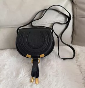 Bolso de Hombro Chloe Marcie Nano Sillín Cuero Negro Usado Hecho en España - Imagen 1 de 3