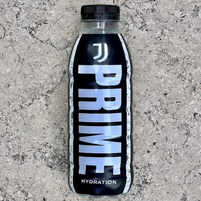 PRIME Hydration | Juventus 500ml Italy 🇮🇹 Exclusive ⚽️ | IN HAND ✅ - Image 1 of 4